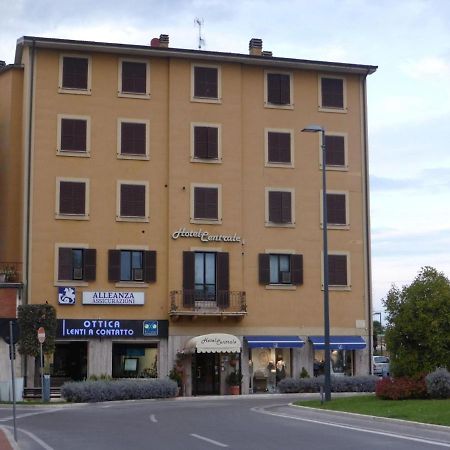 Hotel Centrale Chiusi Exteriör bild