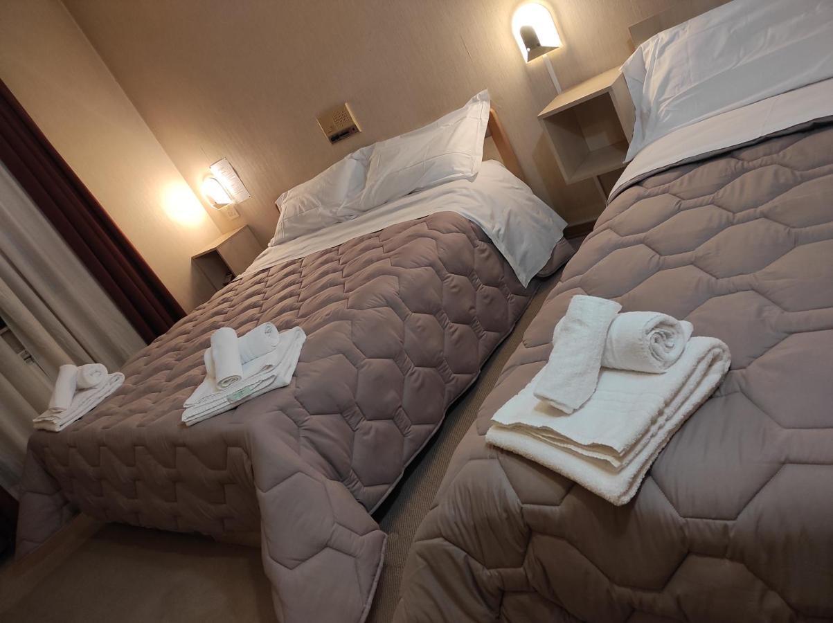 Hotel Centrale Chiusi Rum bild