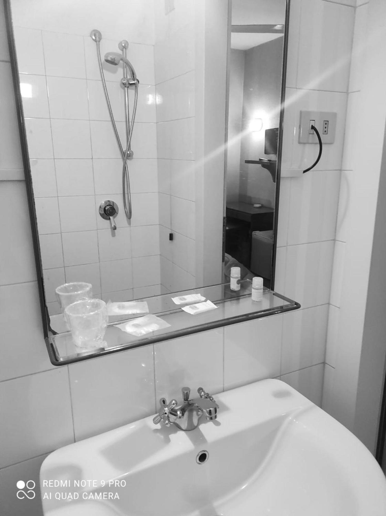 Hotel Centrale Chiusi Rum bild