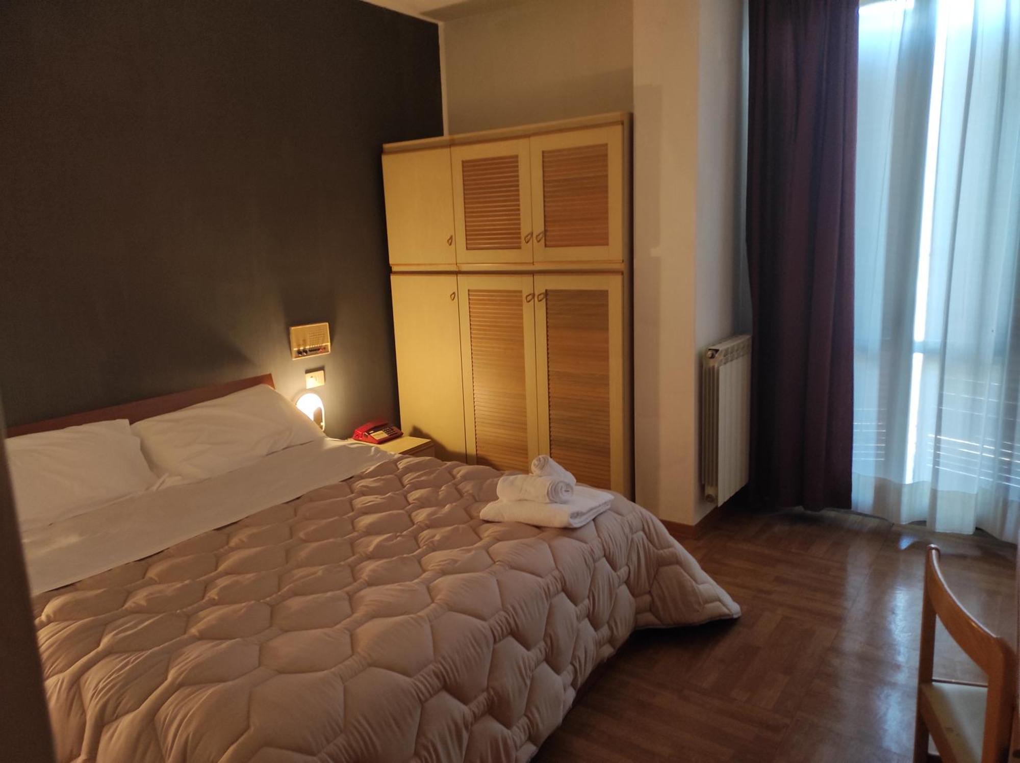 Hotel Centrale Chiusi Rum bild